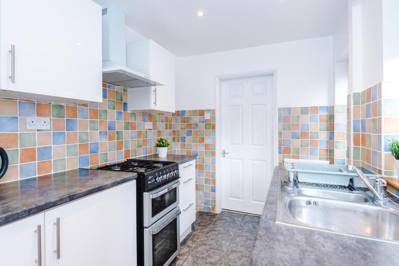 Harley House - Spacious Home With Free Netflix & Parking By Rocketbnb Coventry Buitenkant foto