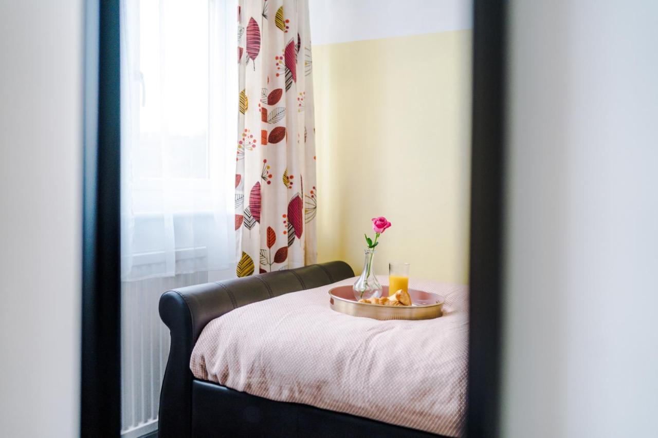 Harley House - Spacious Home With Free Netflix & Parking By Rocketbnb Coventry Buitenkant foto