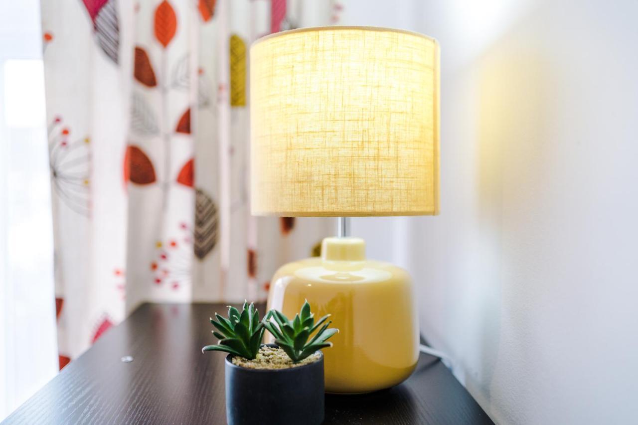 Harley House - Spacious Home With Free Netflix & Parking By Rocketbnb Coventry Buitenkant foto